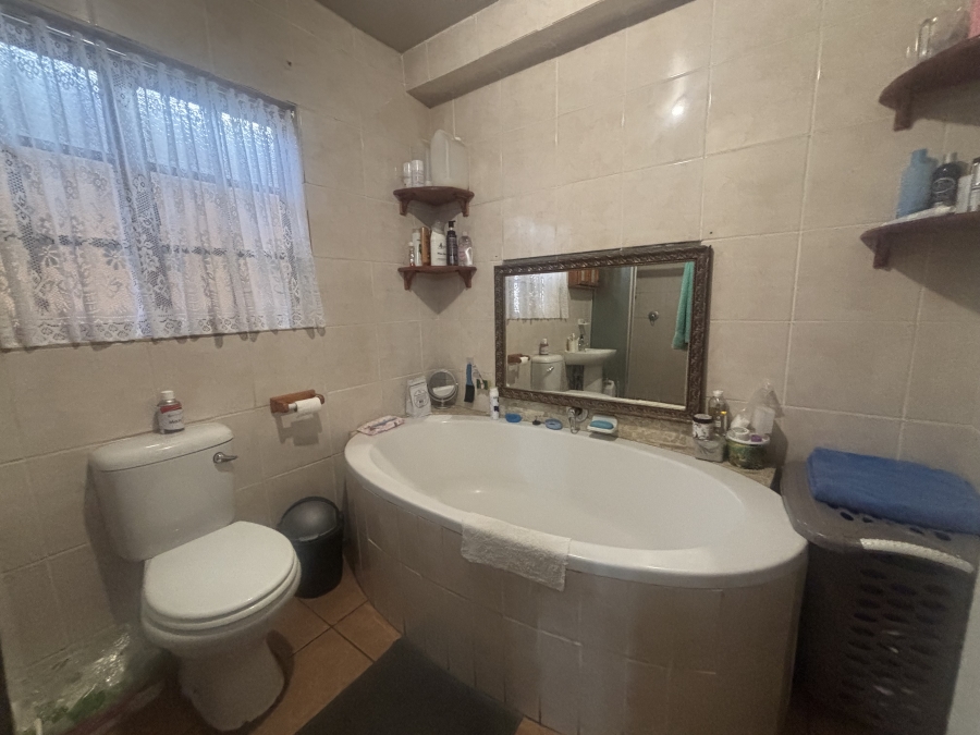 To Let 3 Bedroom Property for Rent in Reyno Ridge Mpumalanga