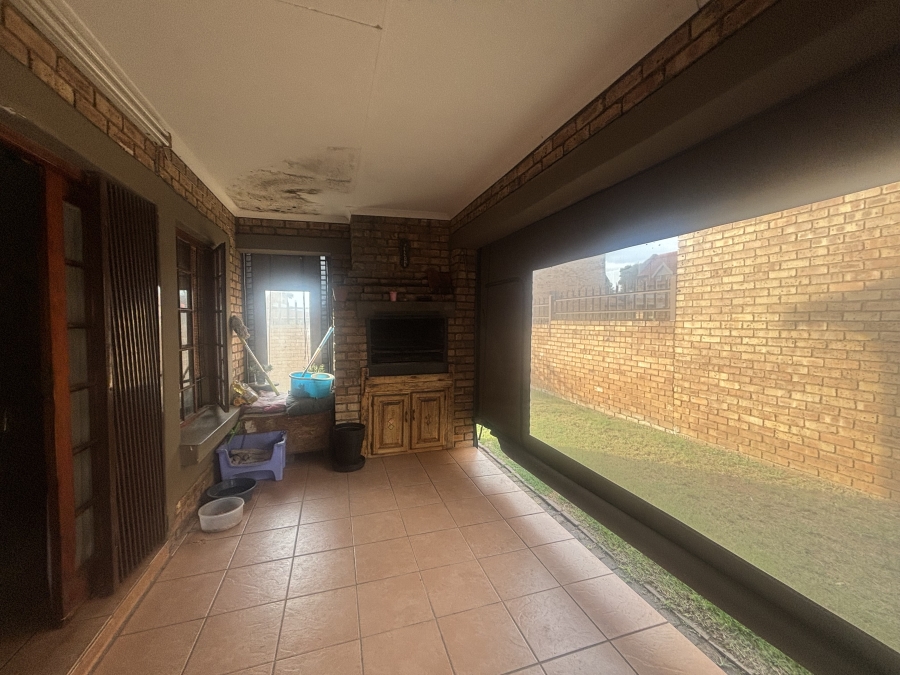 To Let 3 Bedroom Property for Rent in Reyno Ridge Mpumalanga