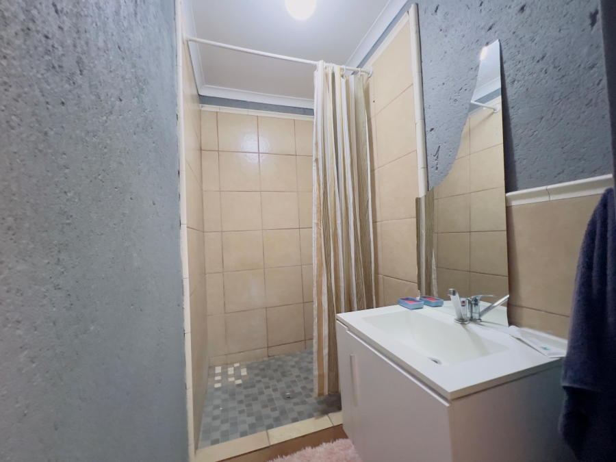 4 Bedroom Property for Sale in Sonheuwel Ext 1 Mpumalanga