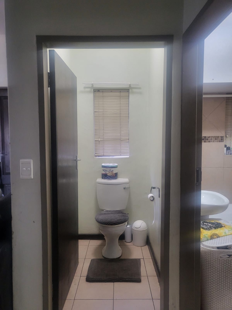 1 Bedroom Property for Sale in Witbank Mpumalanga