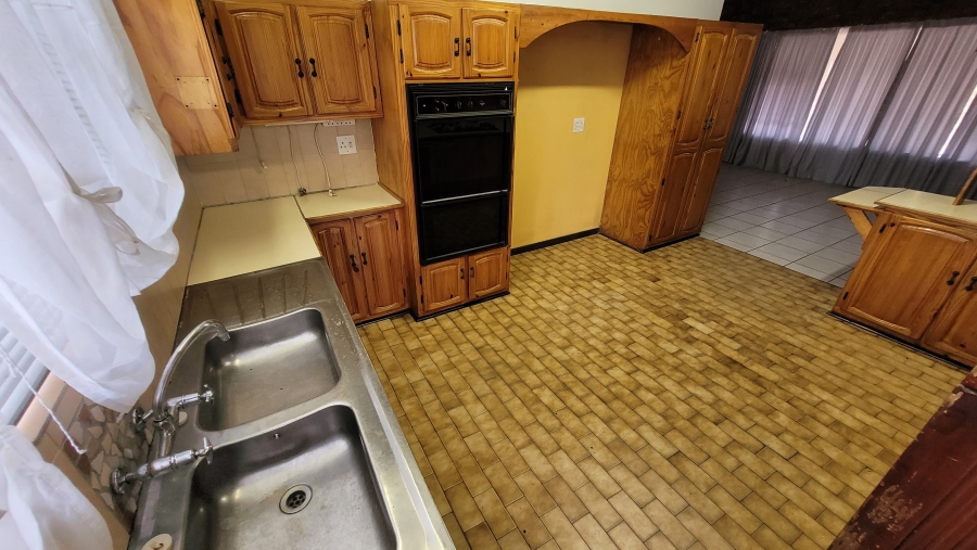 3 Bedroom Property for Sale in West Acres Ext 8 Mpumalanga