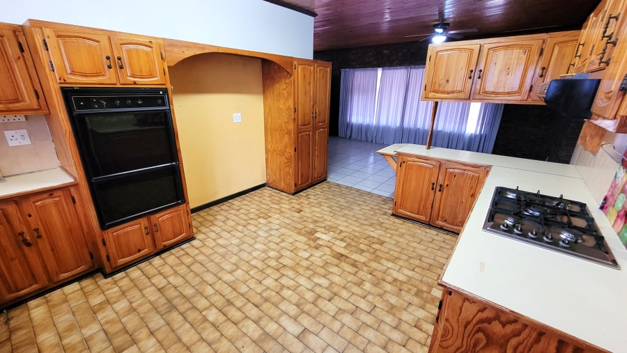 3 Bedroom Property for Sale in West Acres Ext 8 Mpumalanga