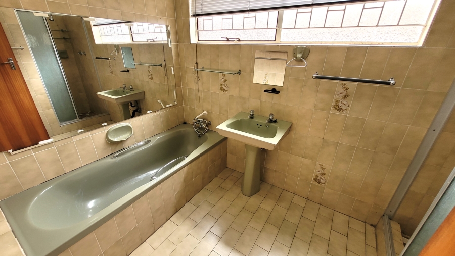 3 Bedroom Property for Sale in West Acres Ext 8 Mpumalanga