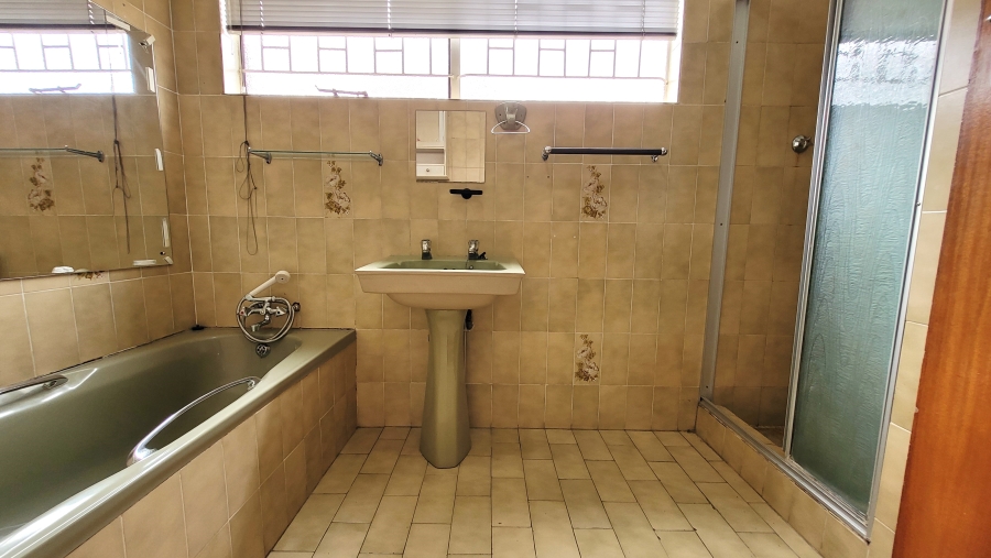 3 Bedroom Property for Sale in West Acres Ext 8 Mpumalanga