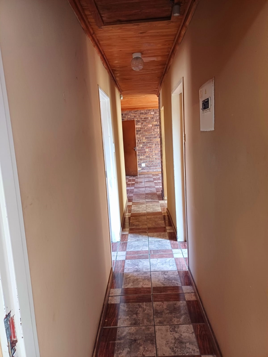 To Let 3 Bedroom Property for Rent in Noordrand Mpumalanga