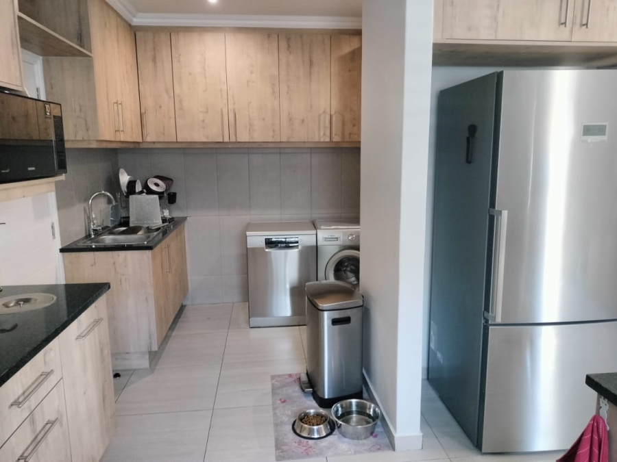To Let 3 Bedroom Property for Rent in Riverside Park Mpumalanga