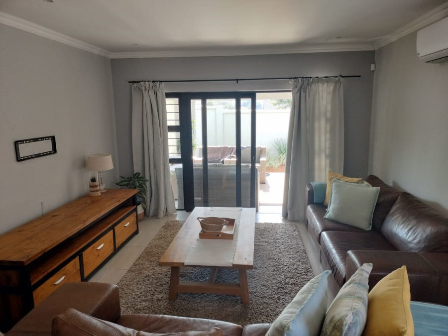 To Let 3 Bedroom Property for Rent in Riverside Park Mpumalanga