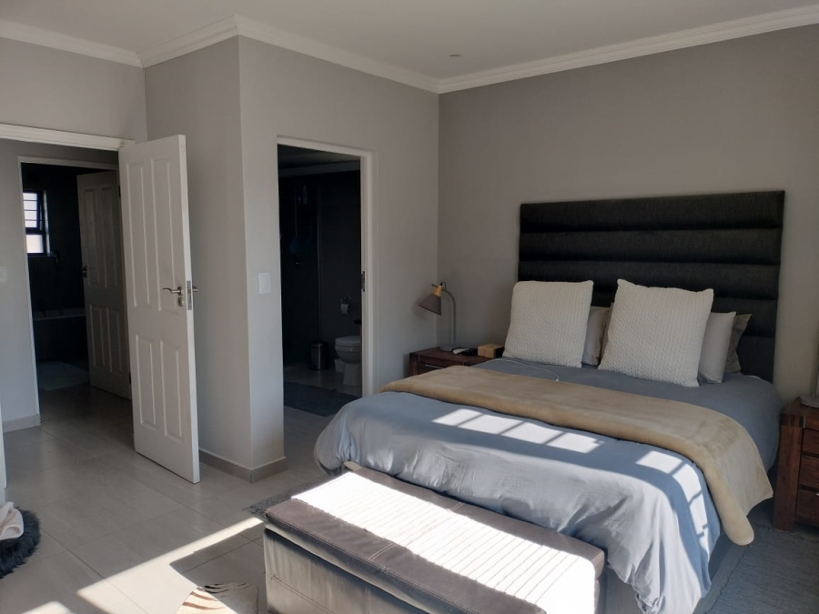 To Let 3 Bedroom Property for Rent in Riverside Park Mpumalanga