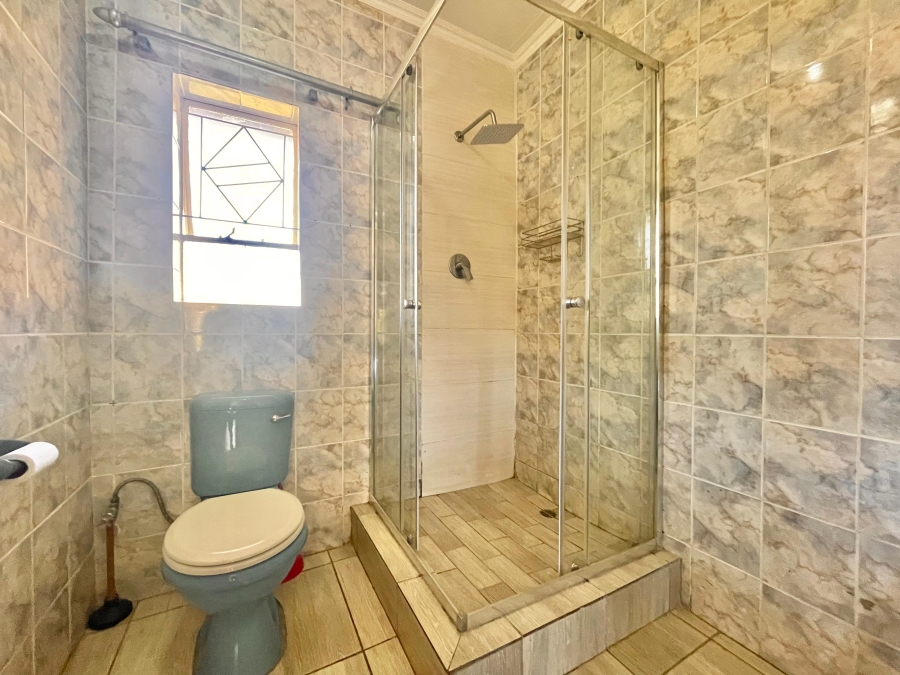 5 Bedroom Property for Sale in Secunda Mpumalanga