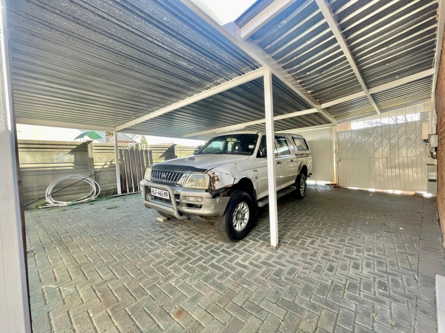 5 Bedroom Property for Sale in Secunda Mpumalanga