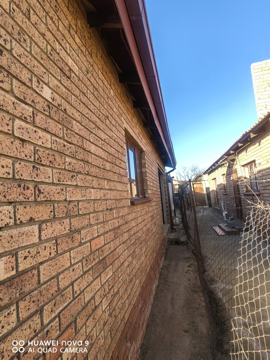 3 Bedroom Property for Sale in Emzinoni Mpumalanga