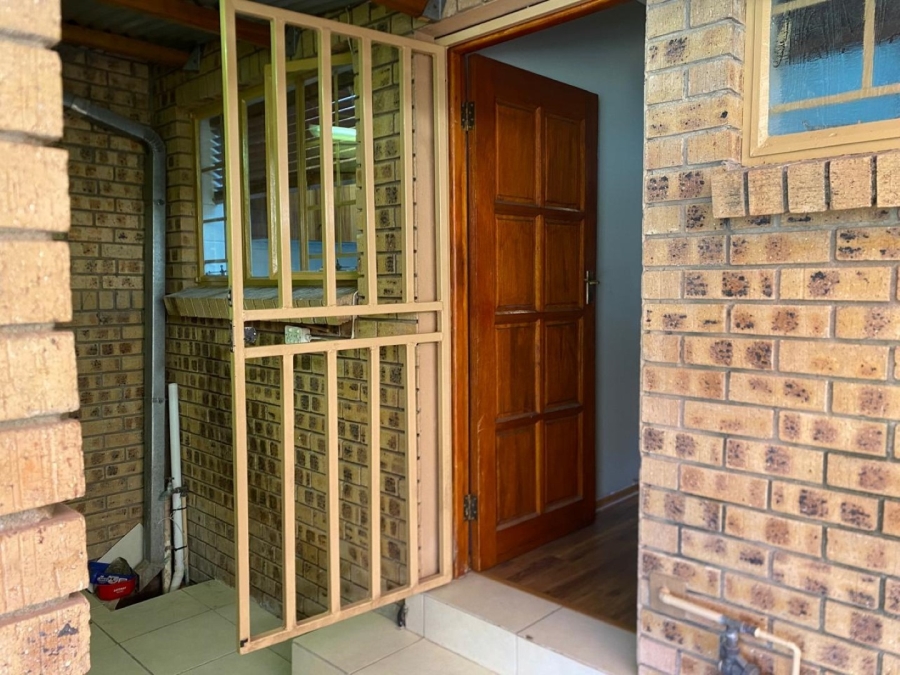 2 Bedroom Property for Sale in White River Ext 9 Mpumalanga