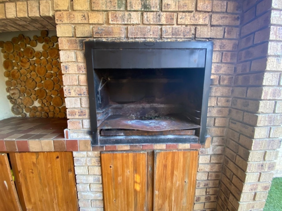 2 Bedroom Property for Sale in White River Ext 9 Mpumalanga