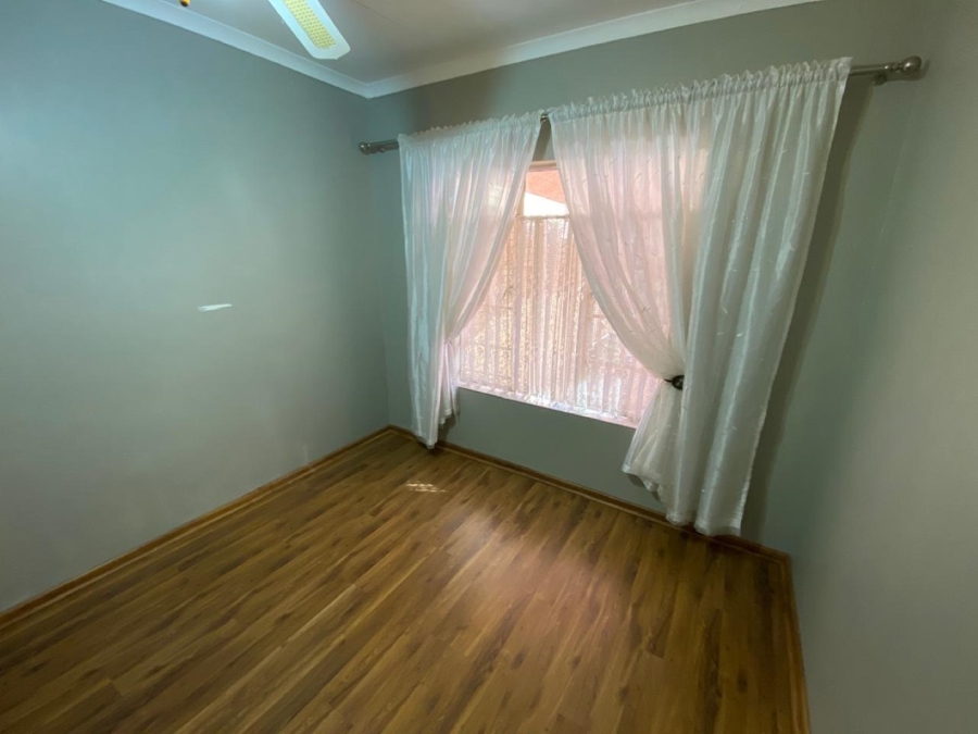 2 Bedroom Property for Sale in White River Ext 9 Mpumalanga