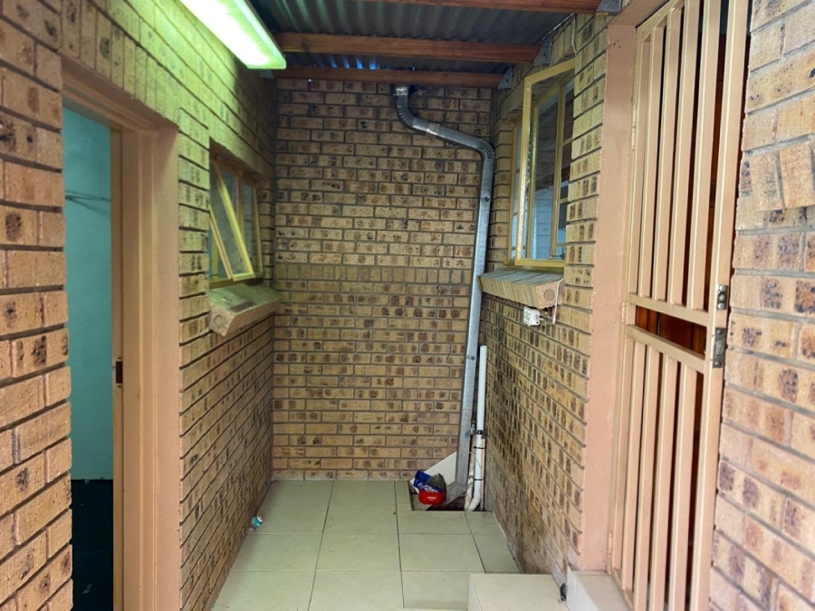 2 Bedroom Property for Sale in White River Ext 9 Mpumalanga