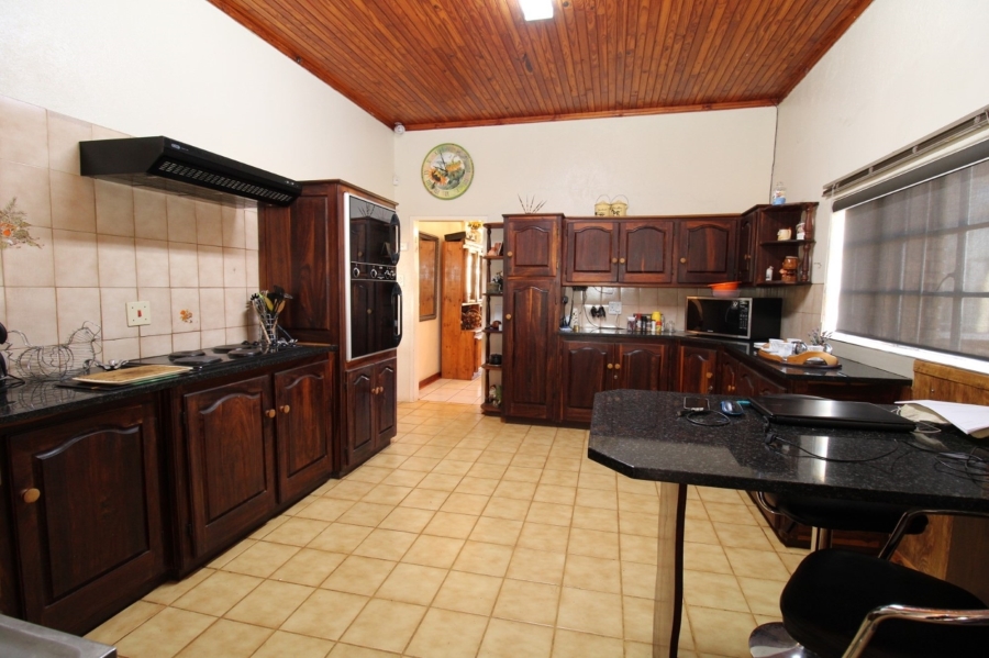 5 Bedroom Property for Sale in Mashishing Mpumalanga