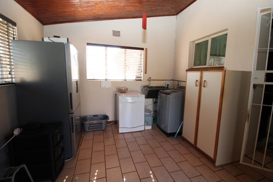5 Bedroom Property for Sale in Mashishing Mpumalanga