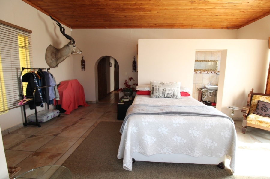 5 Bedroom Property for Sale in Mashishing Mpumalanga