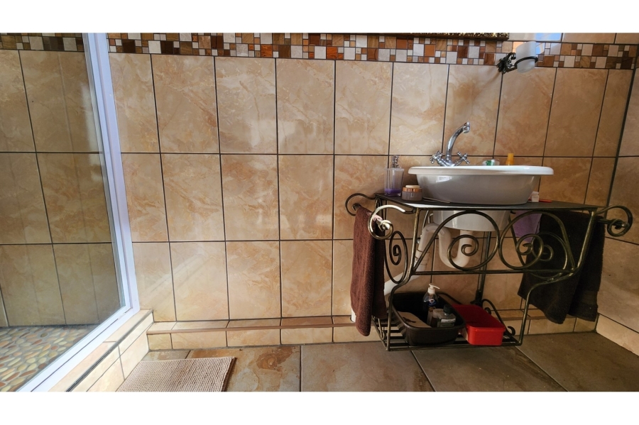 5 Bedroom Property for Sale in Mashishing Mpumalanga