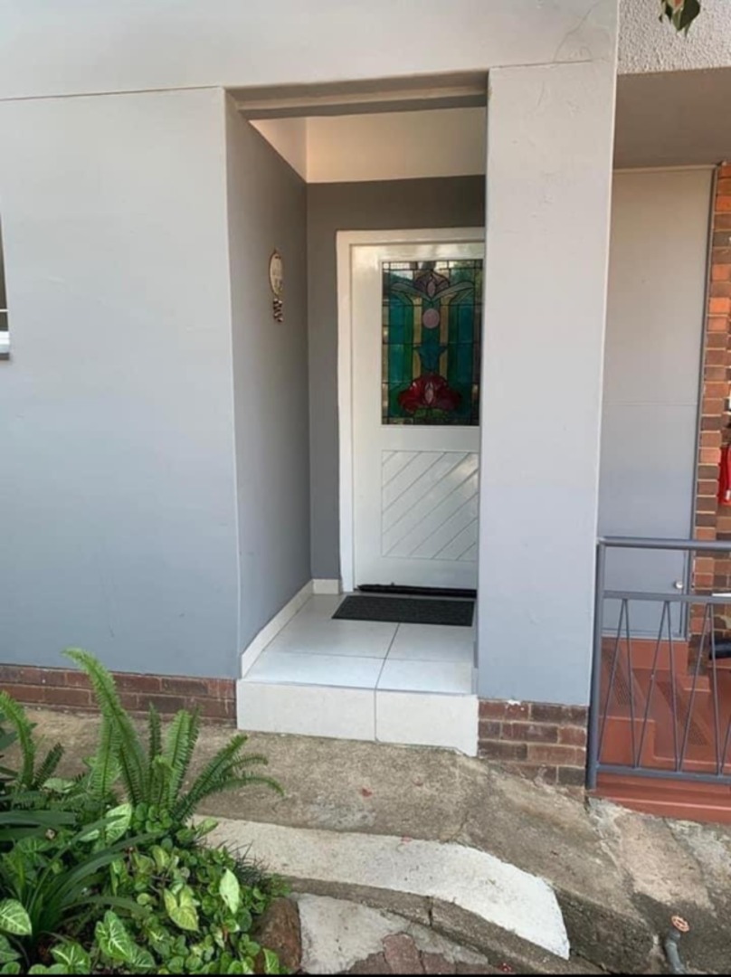 To Let 1 Bedroom Property for Rent in White River Mpumalanga
