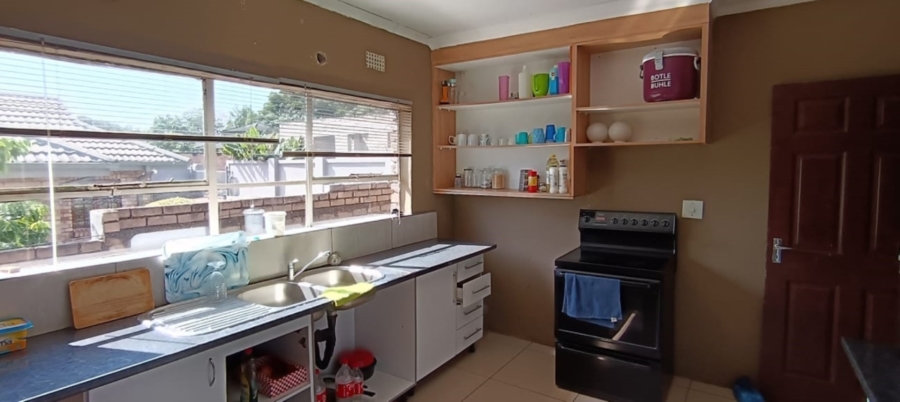 6 Bedroom Property for Sale in White River Ext 18 Mpumalanga