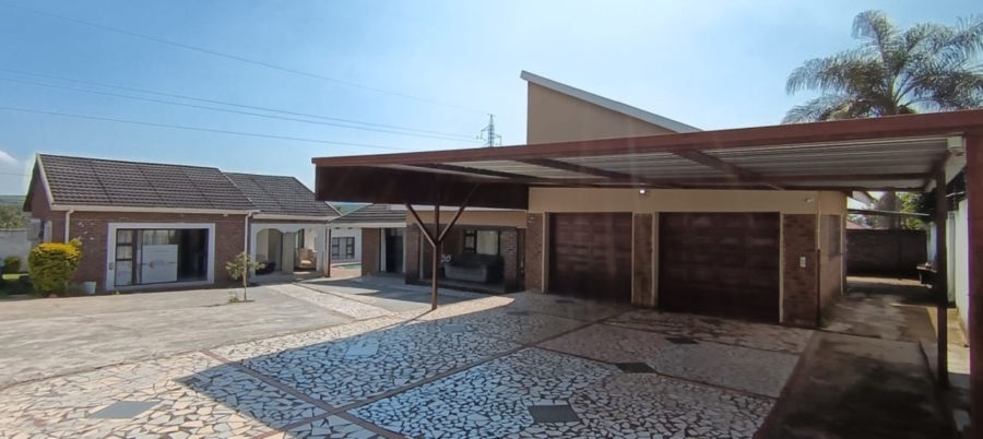 6 Bedroom Property for Sale in White River Ext 18 Mpumalanga