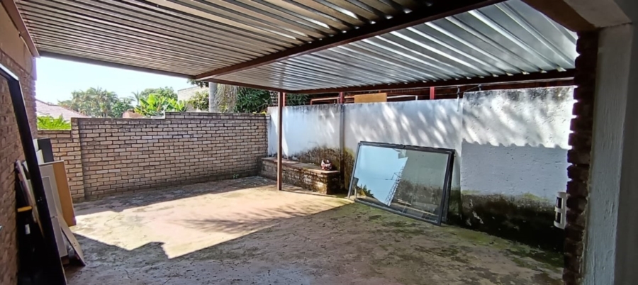 6 Bedroom Property for Sale in White River Ext 18 Mpumalanga