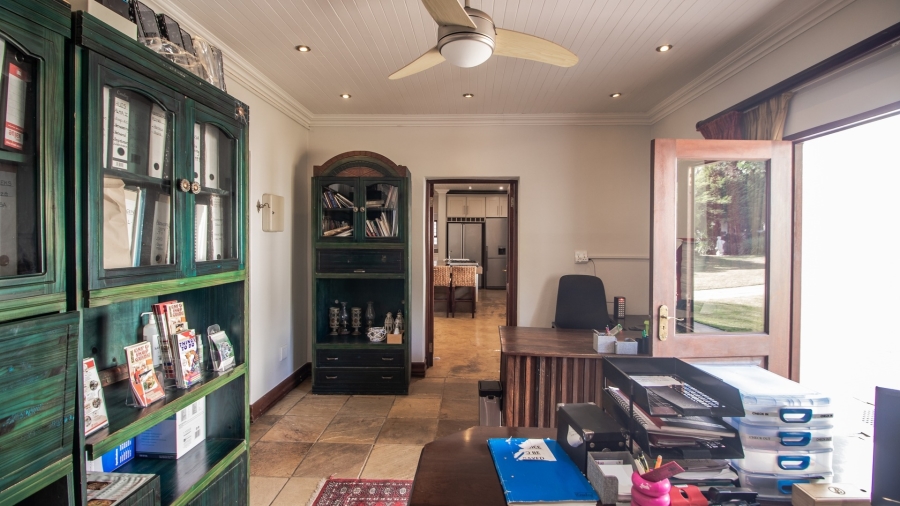 12 Bedroom Property for Sale in White River Ext 1 Mpumalanga