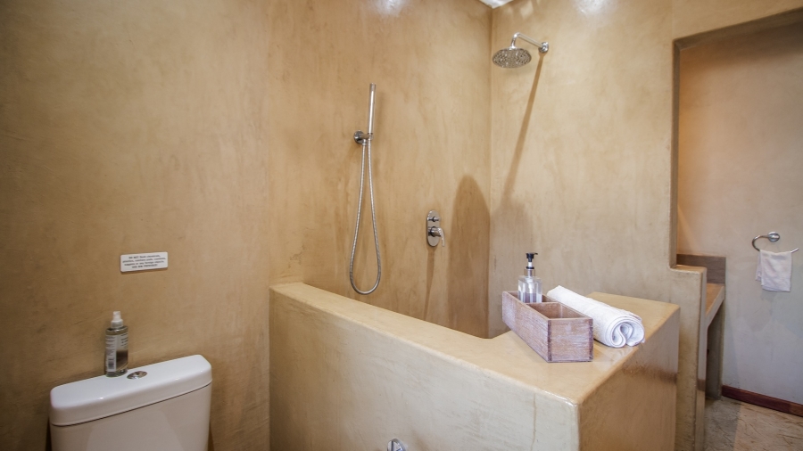 12 Bedroom Property for Sale in White River Ext 1 Mpumalanga