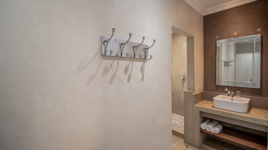 12 Bedroom Property for Sale in White River Ext 1 Mpumalanga