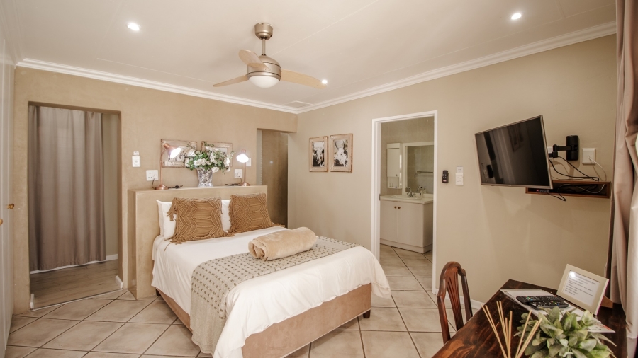12 Bedroom Property for Sale in White River Ext 1 Mpumalanga