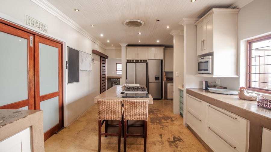12 Bedroom Property for Sale in White River Ext 1 Mpumalanga