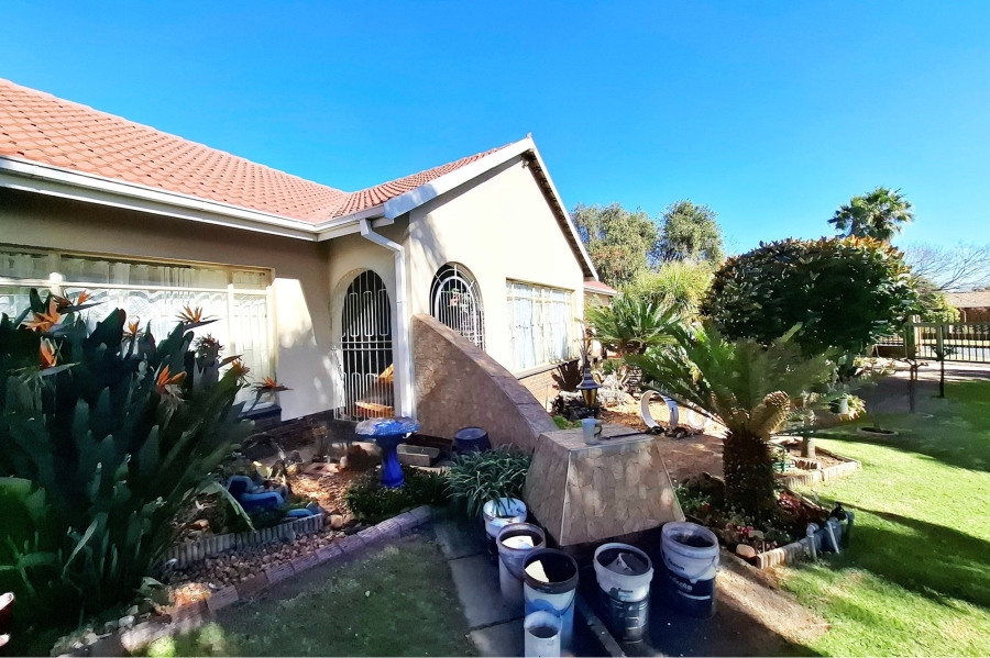 3 Bedroom Property for Sale in Aerorand Mpumalanga