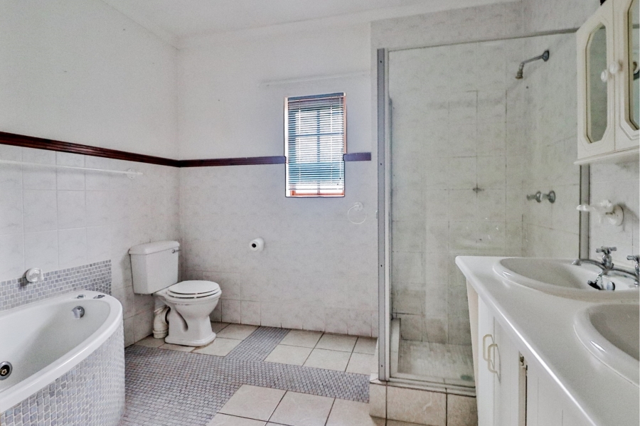 4 Bedroom Property for Sale in White River Ext 15 Mpumalanga