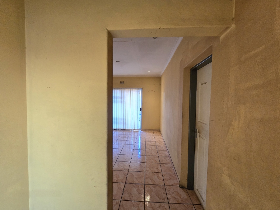 5 Bedroom Property for Sale in Tasbet Park Ext 1 Mpumalanga