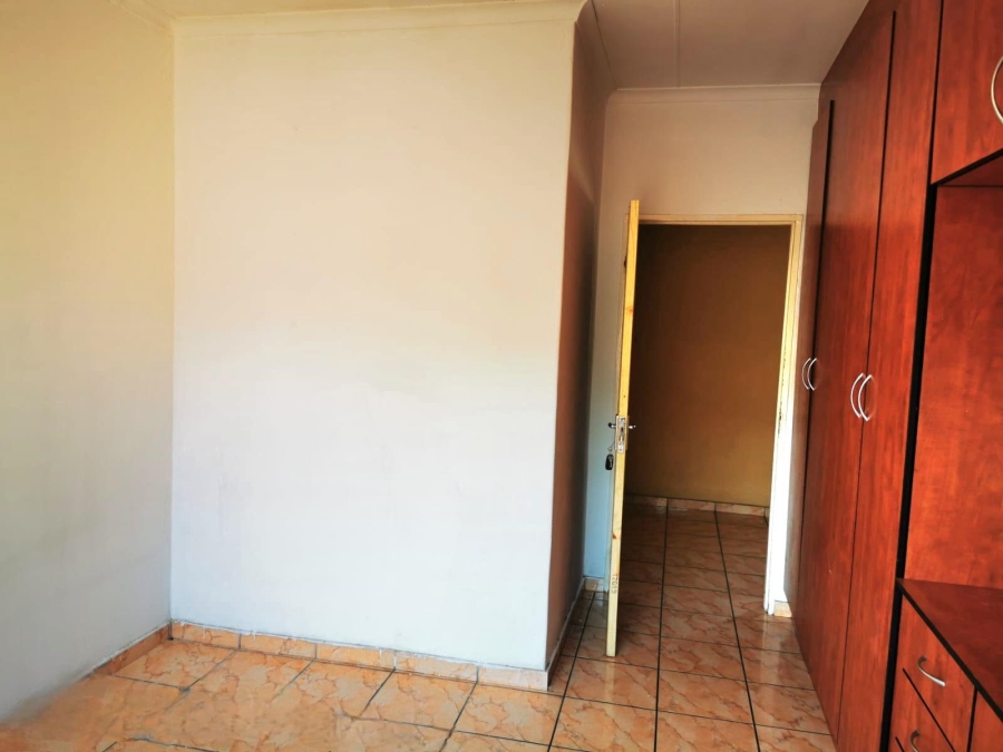 5 Bedroom Property for Sale in Tasbet Park Ext 1 Mpumalanga