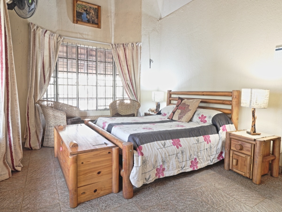 3 Bedroom Property for Sale in Marloth Park Mpumalanga