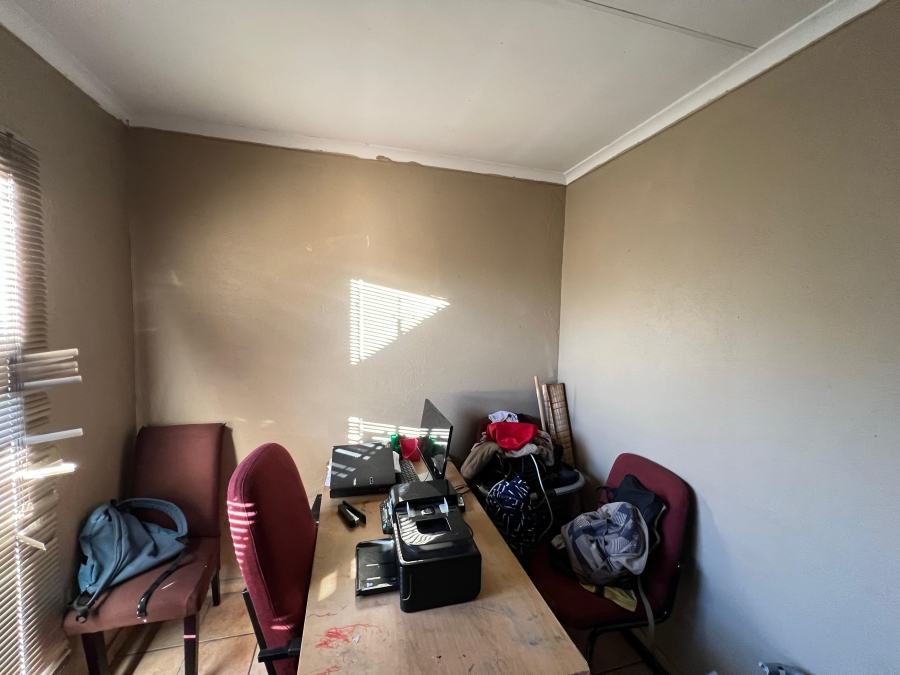 4 Bedroom Property for Sale in Stonehenge Mpumalanga