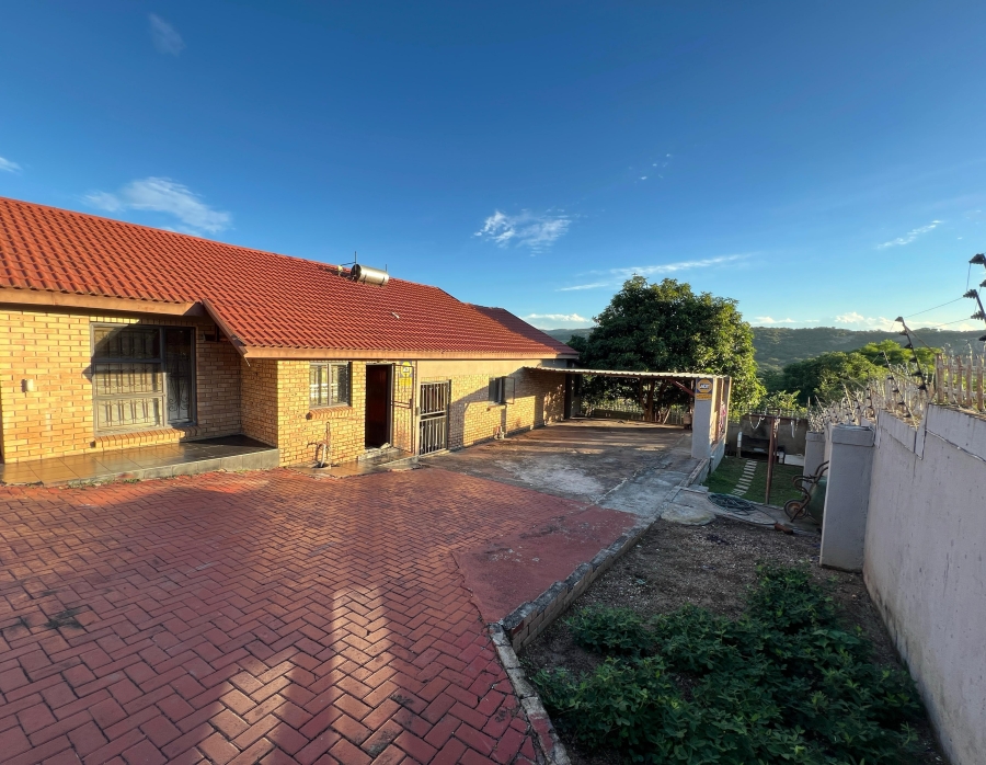 4 Bedroom Property for Sale in Stonehenge Mpumalanga