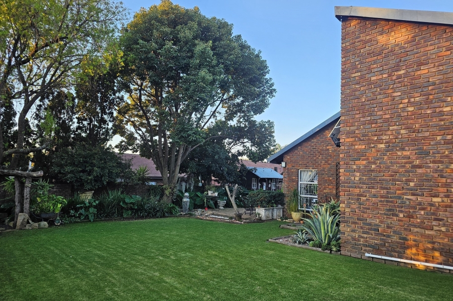 4 Bedroom Property for Sale in Aerorand Mpumalanga