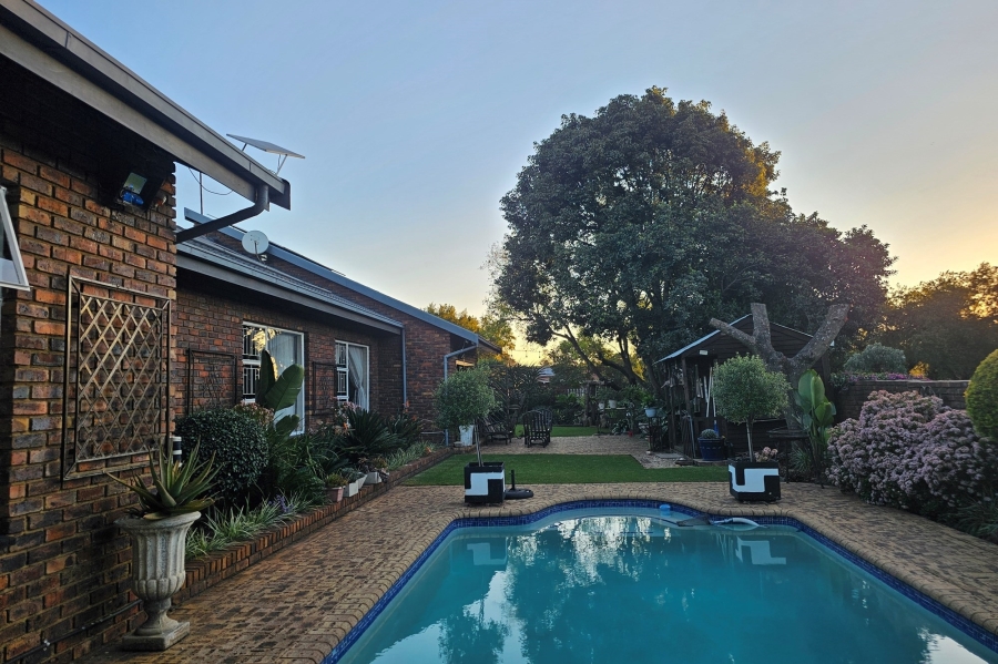 4 Bedroom Property for Sale in Aerorand Mpumalanga