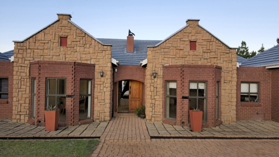 4 Bedroom Property for Sale in eMakhazeni B Mpumalanga