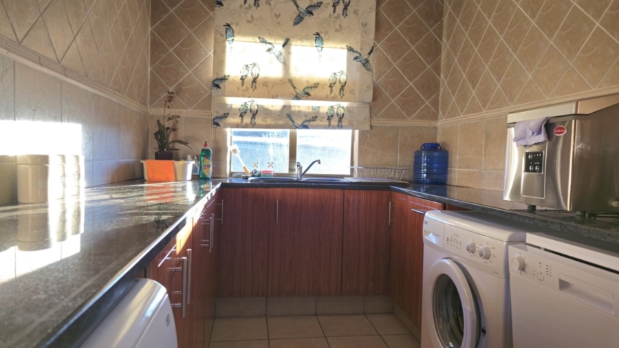 4 Bedroom Property for Sale in eMakhazeni B Mpumalanga