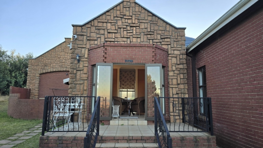 4 Bedroom Property for Sale in eMakhazeni B Mpumalanga
