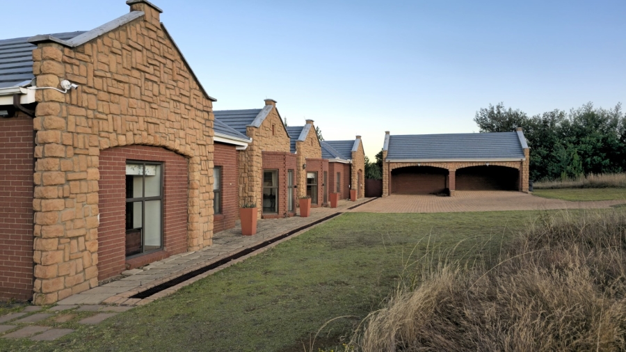 4 Bedroom Property for Sale in eMakhazeni B Mpumalanga