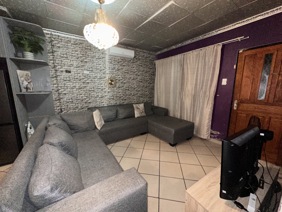2 Bedroom Property for Sale in Kamagugu Mpumalanga