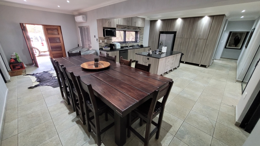 4 Bedroom Property for Sale in Marloth Park Mpumalanga