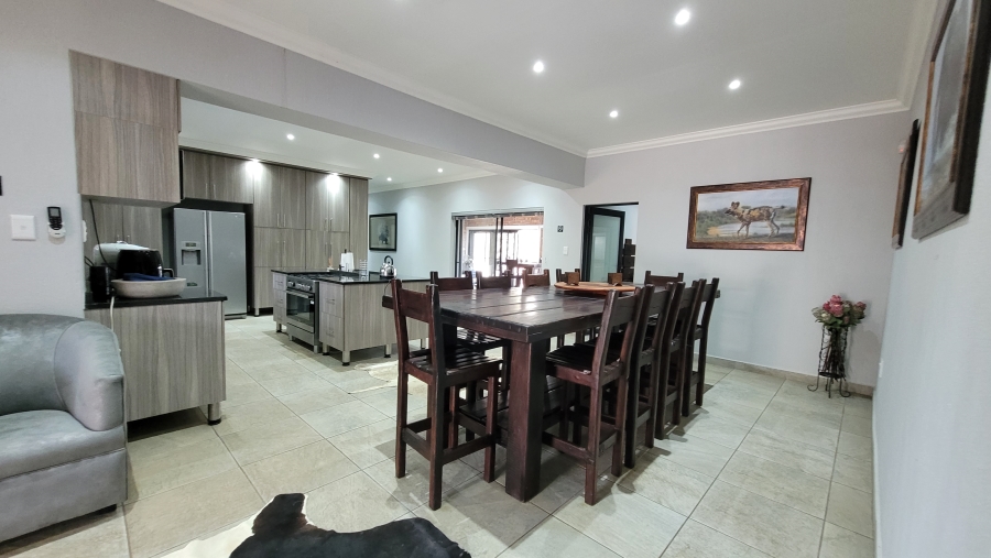 4 Bedroom Property for Sale in Marloth Park Mpumalanga