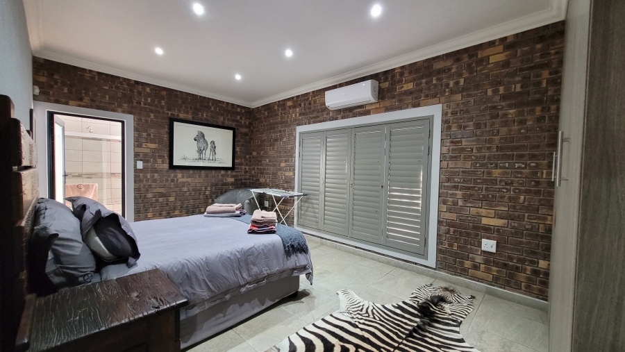 4 Bedroom Property for Sale in Marloth Park Mpumalanga