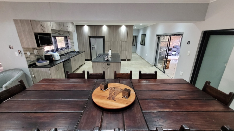 4 Bedroom Property for Sale in Marloth Park Mpumalanga